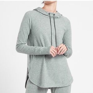 Athleta Uptempo Hoodie Sweatshirt Long Sleeve Cowl Neck Split Hem Thumb Hole